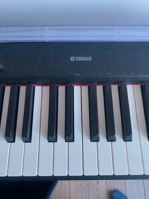 Yamaha klaver (p-95) udlejes!