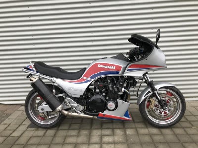 Kawasaki GPZ 1100 Hmc Motorcykler.  Vi bytter gerne.