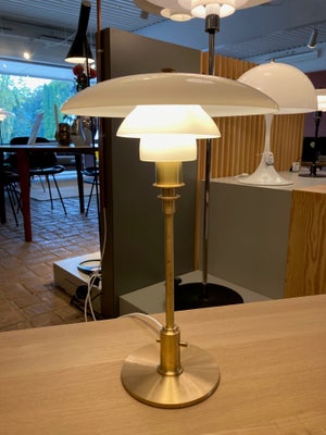 PH 3/2 Limited Edtion Messing Bordlampe med en opal skærm