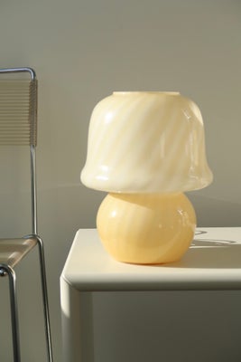 H:27 cm Vintage Murano gul swirl mushroom bordlampe 