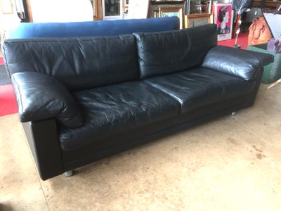 Moderne sofa i sort skind