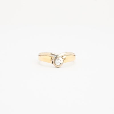 Statement ring med diamant (0.03 ct) i 14 karat str. 52 - 53