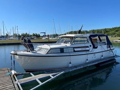 Tresfjord 29 med Volvo Penta diesel (agter kahyt)