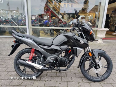 2023 - Honda CB 125 F     30.995 kr