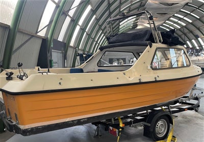 Populær Ryds camping hardtop båd med udstyr inkl. bundsmøring og polering