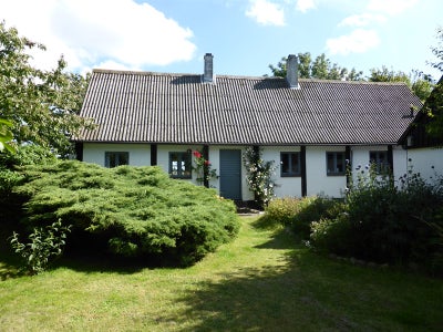 Charmerende landhus udlejes på Bornholm