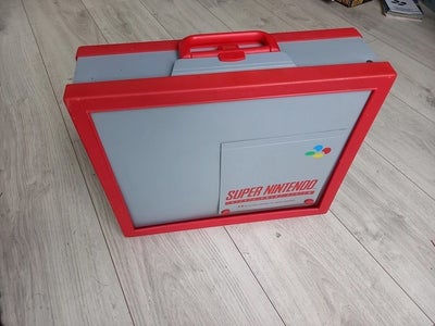 Nintendo - Rare SNES suitcase Super Nintendo cae with inlay - Videospilkonsol...