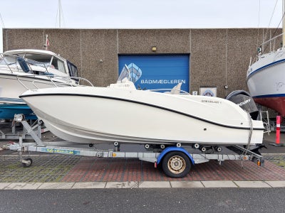 Quicksilver Activ 535 Open