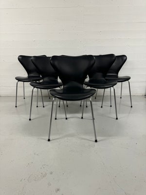 Arne Jacobsen ‘Syveren/3107’ Fritz Hansen.