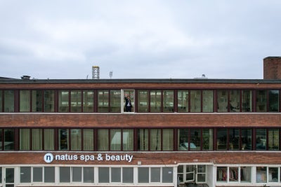 Moderne, luksuriøst og lyst kontor med åben planløsning i Valby