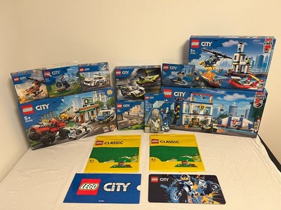 Lego - City - (13 Items) (M.I.S.B.) - Police Theme