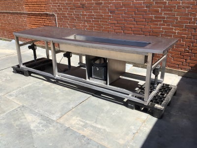 Køkkenbord rustfrit 2895 x 840 mm - defekt hæve/sænkefunktion 