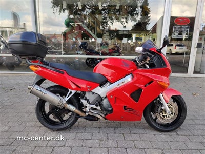 1998 - Honda VFR 800     39.900 kr