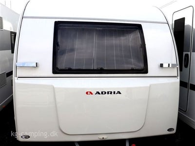 2023 - Adria Aviva 492 LU   Populær rejsevogn med enkeltsenge og sengeudtræk....