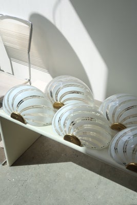 Sæt af 30x19 cm vintage Murano væglamper hvid swirl med messing 