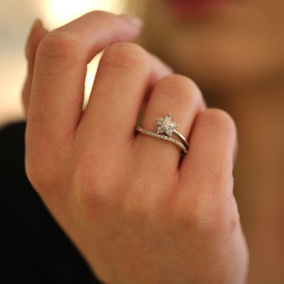 Hvidgulds ring med diamanter 0.50ct