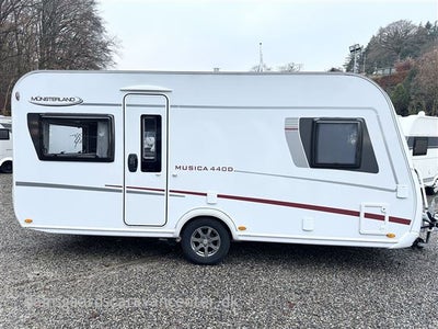 2019 - LMC Musica 440 D   Dobbeltseng-Mover-Aircon-Gulvvarme -- 159.900 kr