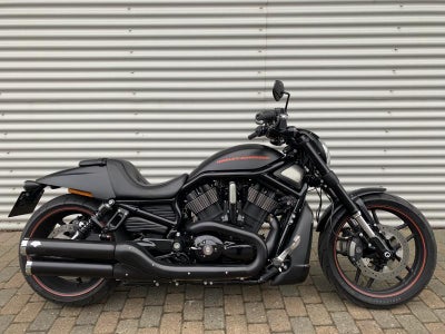 Harley-Davidson VRSCDX Night Rod Special HMC Motorcykler. Vi bytter gerne.