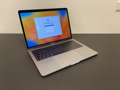 MacBook Pro 13 fra 2017 med kraftig i5 Processor