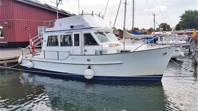 Island Gipsy 32 Trawler