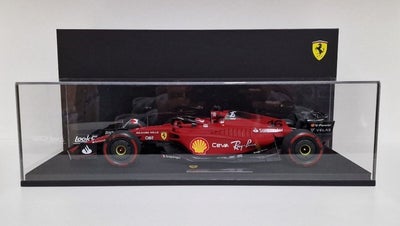 Look Smart 1:18 - Modelracerbil - Scuderia Ferrari F1-75 #16 Winner Bahrain G...