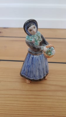 Bornholmsk kvinde i keramik