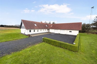 7-værelses Villa på 213 m² til 2195000 kr. Hebbelstrupvej 279, Mygdal, 9800 H...
