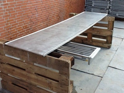Køkkenbord rustfri med ristskuffe L 2755 mm, Industribord med ristskuffe - REF 1724092,
Står på lag