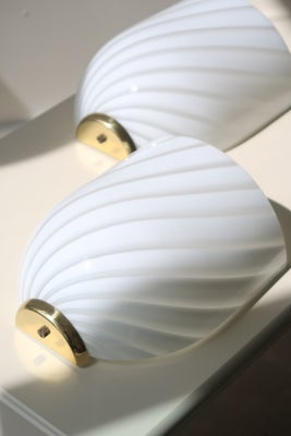 1 stk vintage Murano hvid swirl væglampe H:22 cm