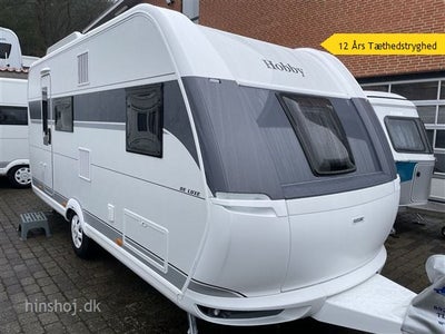 2024 - Hobby De Luxe 490 KMF   Med dobbeltseng og køjer fra Hinshøj Caravan A...