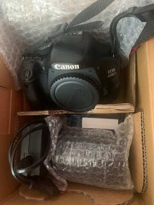 Canon EOS 600D + EF-S 18-55 IS II + Tamron 70-300 LD macro 1:2 Digitalkamera