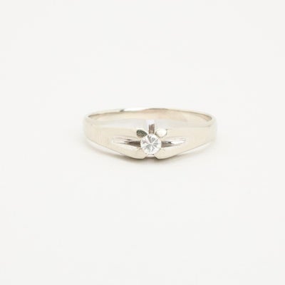 Solitairering med diamant (0.09 ct) i 14 karat str. 58