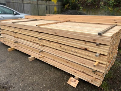 K70. 50 stk thuja høvlede 20×45/3m 2.sortering