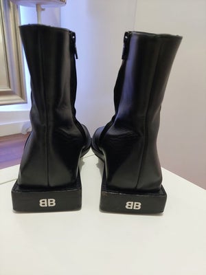 Balenciaga - Støvler - Størelse: Shoes / EU 37