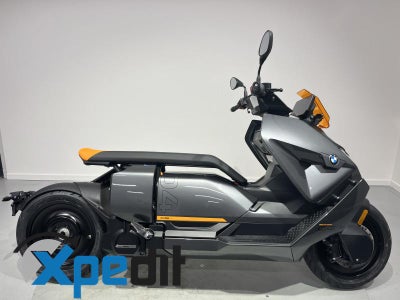 BMW CE 04