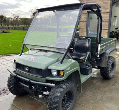 John Deere Gator I super stand