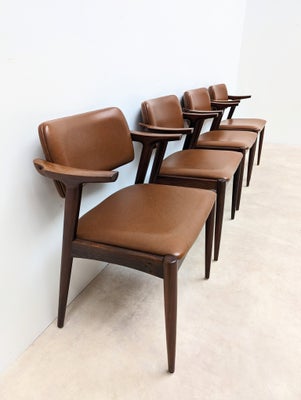 Anden arkitekt, stol, Sæt på 4 smukke og yderst velholdte spisebordsstole i palisander. Ryg med vipp