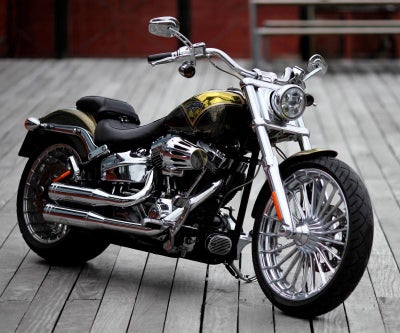 Harley-Davidson FXSBSE CVO Breakout