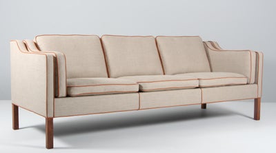 Børge Mogensen. Fritstående tre-pers. sofa, model 2213