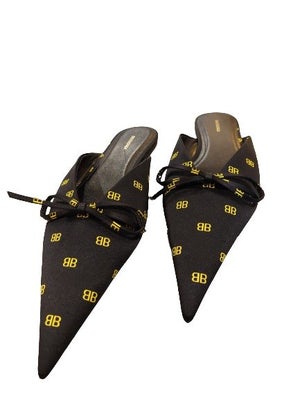 Balenciaga - Flade sandaler - Størelse: Shoes / EU 36.5