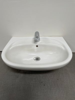 Ifö håndvask med oras berøringsfrit armatur, 575x235x440mm,