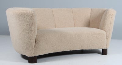 Dansk Møbelproducent, banan sofa af lammeuld. 1940’erne