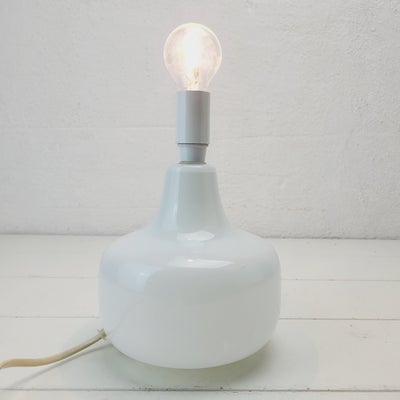 ⭐️- Vintage Opalglas Bordlampe fra Lyskilde model No 20 - Denmark