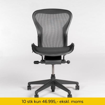 Herman Miller - Aeron Chair Remastered B - Kontorstol - Uden armlæn - Graphite