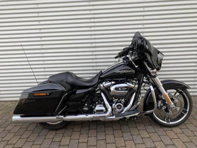 Harley-Davidson FLHXS Street Glide Special HMC Motorcykler. Vi bytter gerne.