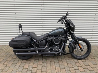 Harley-Davidson FXBB Street Bob HMC Motorcykler. Vi bytter gerne.