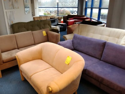 Sofa, Altid stort udvalg i enkelt sofaer - stof/læder/microfiber.
Kig ind i butikken.
Moderne Brug