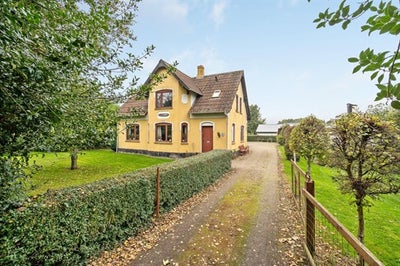 6-værelses Villa på 160 m² til 695000 kr. Tiufkærvej 4, Smidstrup, 7000 Frede...