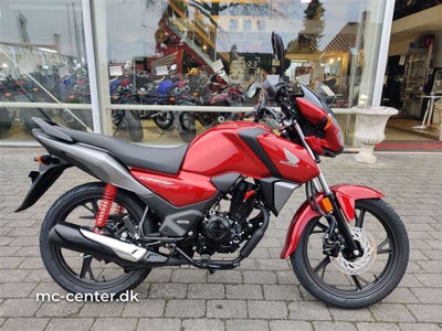 2023 - Honda CB 125 F     30.995 kr