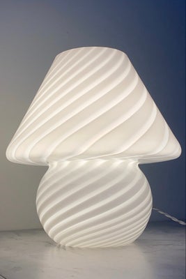 H:26 cm Vintage Murano hvid swirl mushroom bordlampe (2 stk på lager)